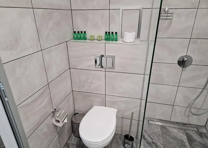 Papaya アパートホテル 4*