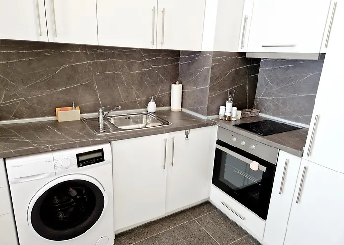 Papaya アパートホテル ヴァルナ