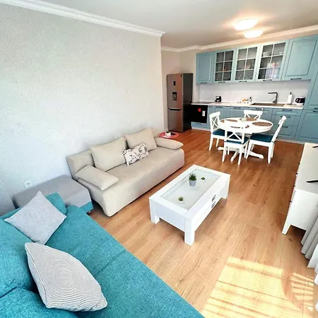 Papaya Aparthotel 4*