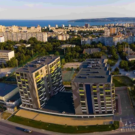Papaya Apartahotel Varna